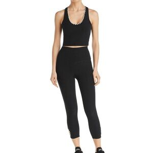 Beyond Yoga SET embroidered Crop Top & Leggings, XS